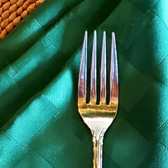 QUEEN'S COURT Japan SS 4-Piece Place Setting VTG - Picture 7 of 11